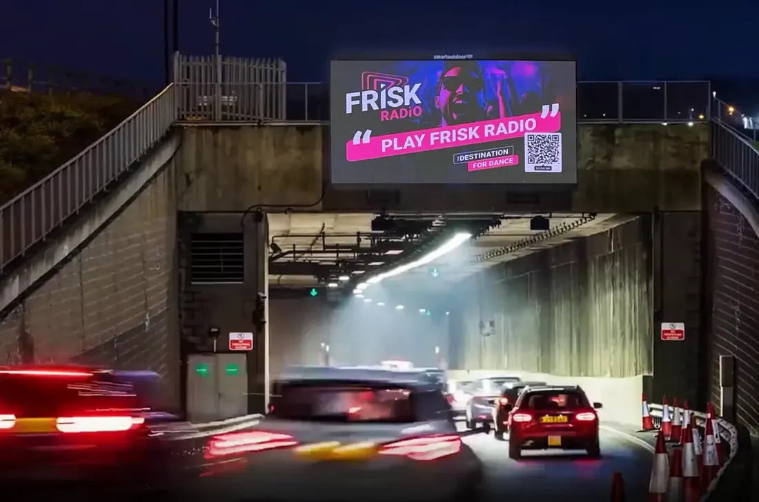 Advertise on digital OOH billboards across the UK